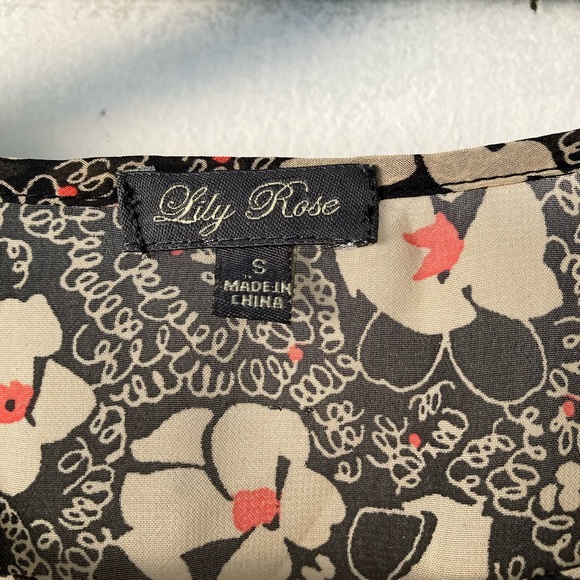 Lily Rose Black Floral Sheer Peplum Blouse Size: S - Picture 2 of 7